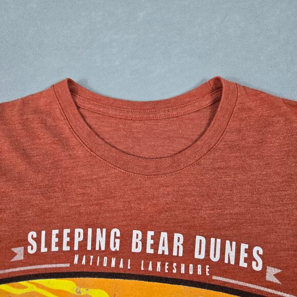 Sleeping Bear Dunes Michigan Burnt Orange Men's Short Sleeve T-Shirt Medium - Picture 3 of 9